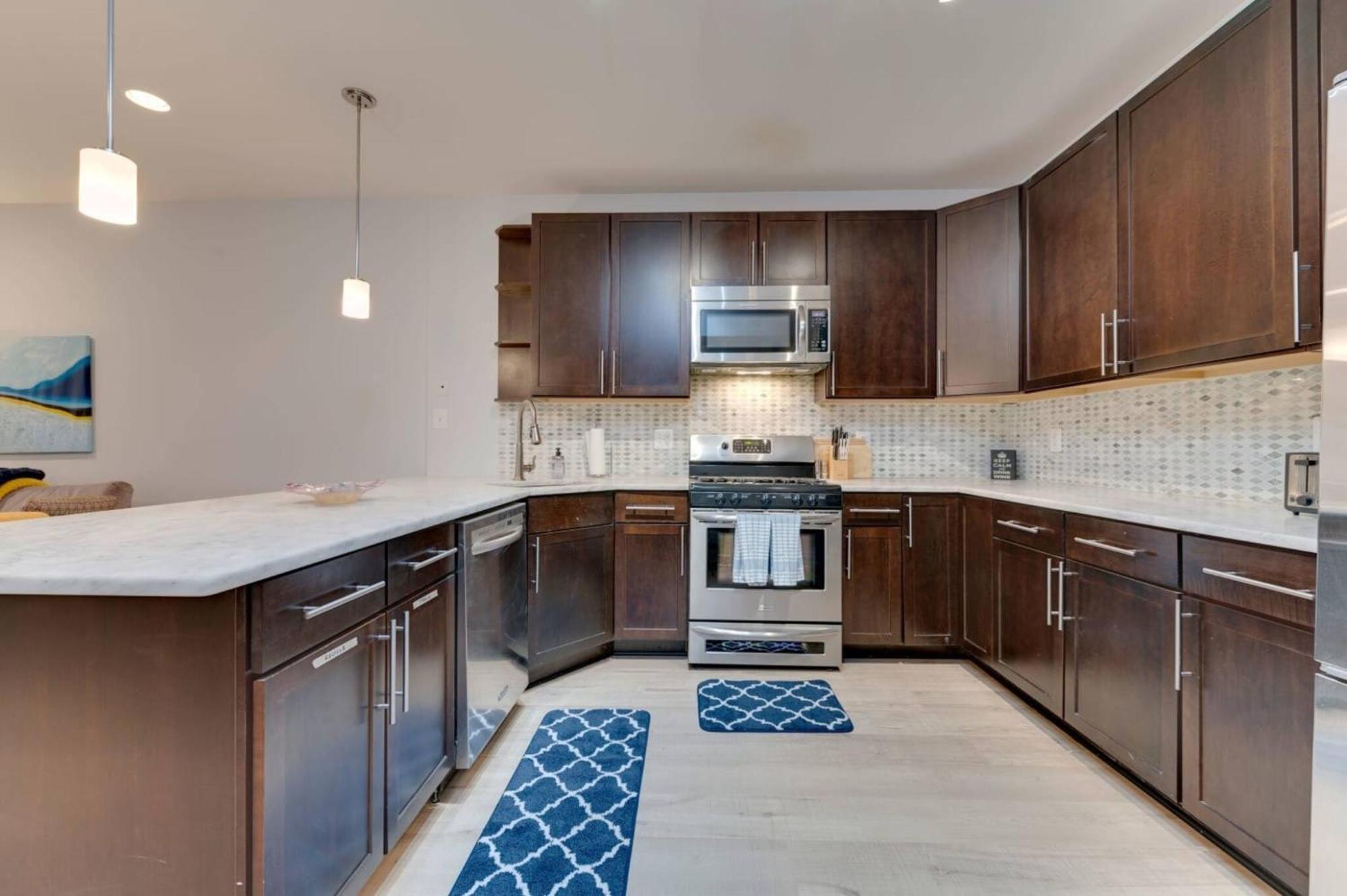 Luxe 2Bd2Ba Townhouse In Hip Area - Near Metro Lejlighed Washington Eksteriør billede
